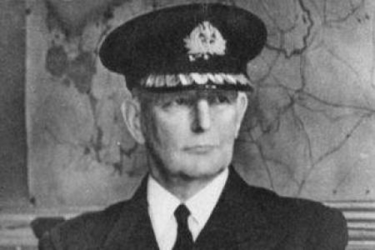 Kontradmirał Józef Unrug. Fot. NAC