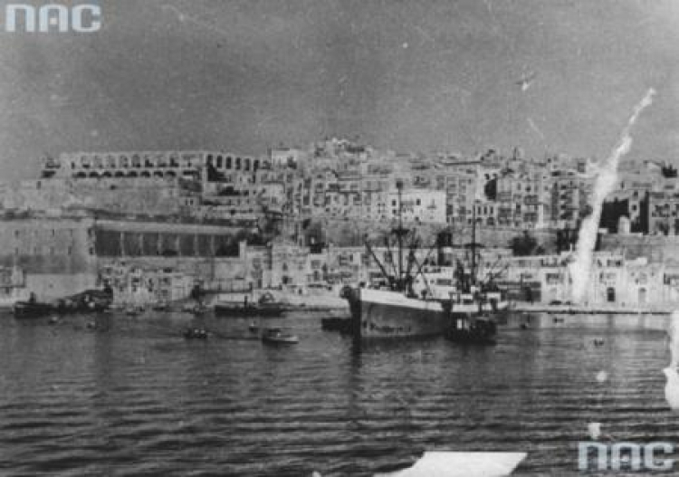 Panorama stolicy Malty, La Valetta. Widok od strony portu. Listopad 1941 r. Fot. NAC