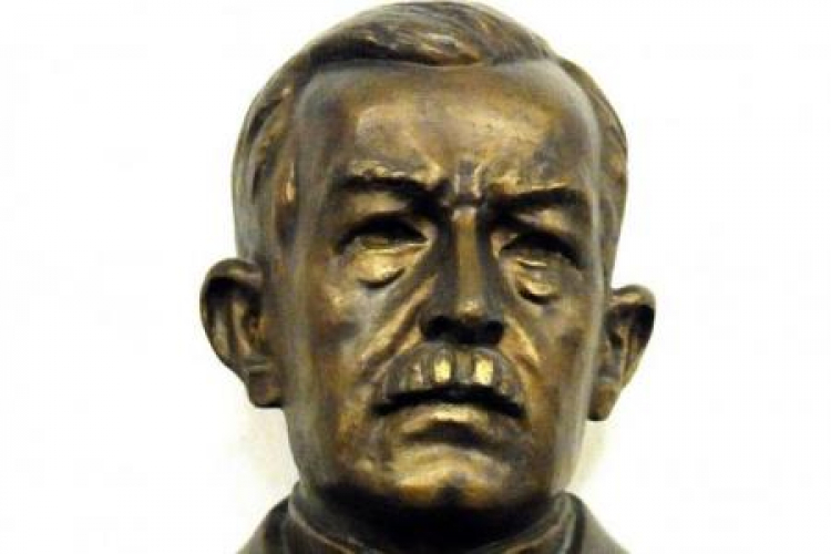 Popiersie Wojciecha Korfantego w katedrze warszawskiej.Fot. PAP/G.Jakubowski Popiersie Wojciecha Korfantego w katedrze warszawskiej.Fot. PAP/G.Jakubowski
