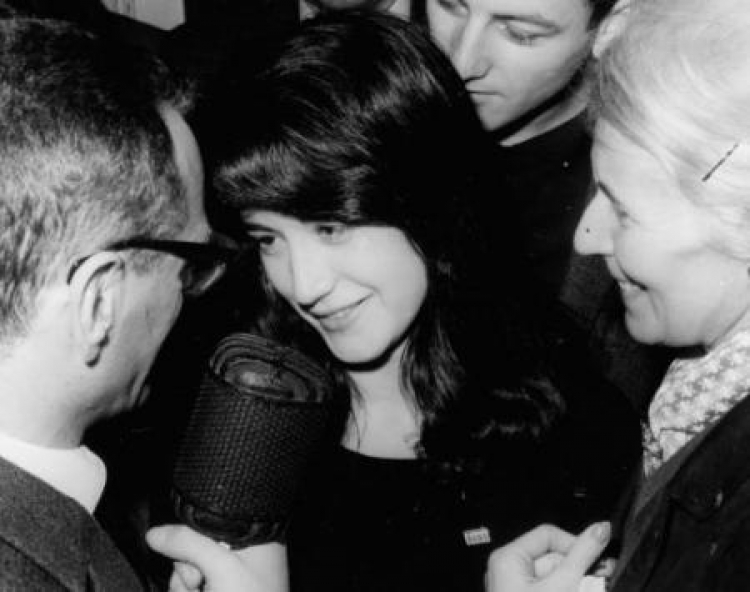 Martha Argerich, zdobywczyni I miejsca w VII Międzynarodowym Konkursie Chopinowskim. Fot. PAP/CAF/S. Dąbrowiecki 