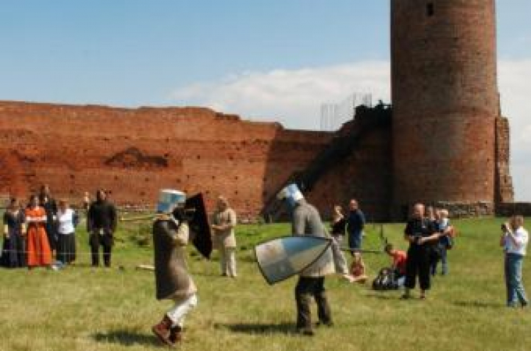 Zamek w Czersku. Źródło: archiwum Osrodka Kultury w Górze Kalwarii