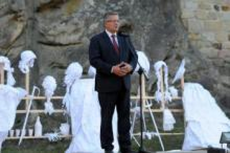 Bronisław Komorowski w Odrzykoniu. Fot. PAP/D.Delmanowicz Bronisław Komorowski w Odrzykoniu. Fot. PAP/D.Delmanowicz