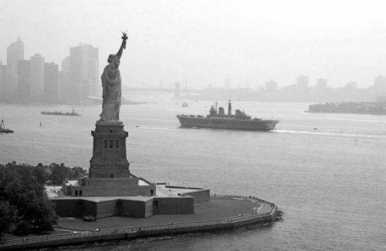 Statua Wolności w Nowym Jorku. Fot. PAP/EPA