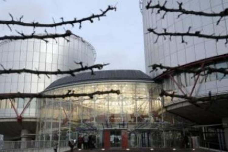 Gmach Europejskiego Trybunału Praw Człowieka. Fot. PAP/EPA