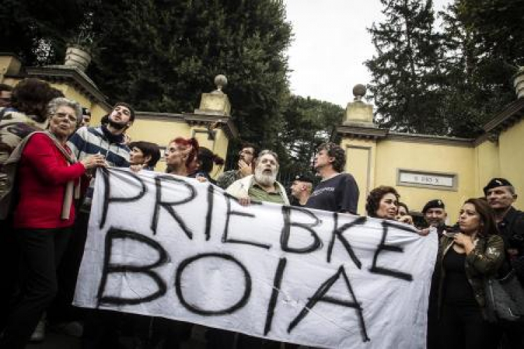 Uroczyści żałobne niemieckiego zbrodniarza wojennego Ericha Priebkego. Fot. PAP/EPA Uroczyści żałobne niemieckiego zbrodniarza wojennego Ericha Priebkego. Fot. PAP/EPA