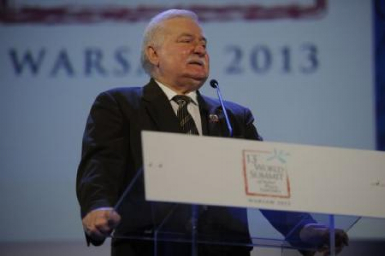 Lech Wałęsa na XIII Światowym Szczycie Laureatów Pokojowej Nagrody Nobla. Fot. PAP/J. Turczyk Lech Wałęsa na XIII Światowym Szczycie Laureatów Pokojowej Nagrody Nobla. Fot. PAP/J. Turczyk