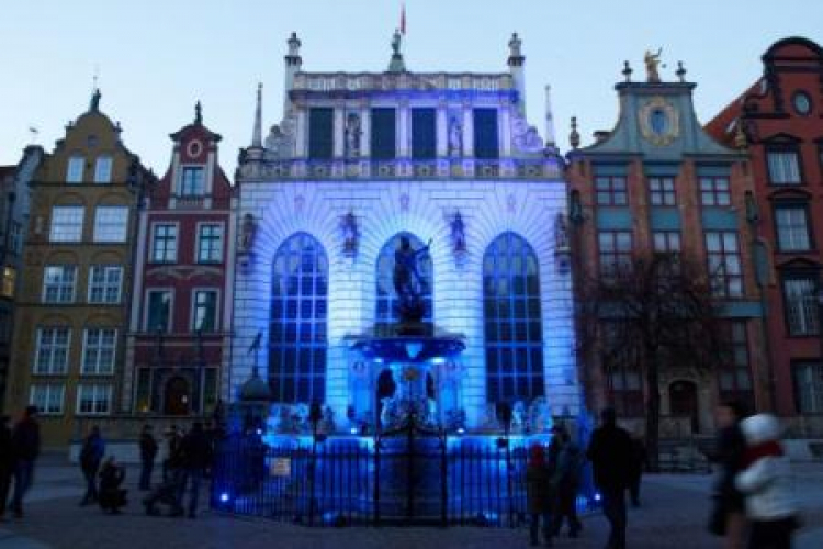 Fontanna Neptuna i Dwór Artusa. Fot. PAP/A. Warżawa Fontanna Neptuna i Dwór Artusa. Fot. PAP/A. Warżawa