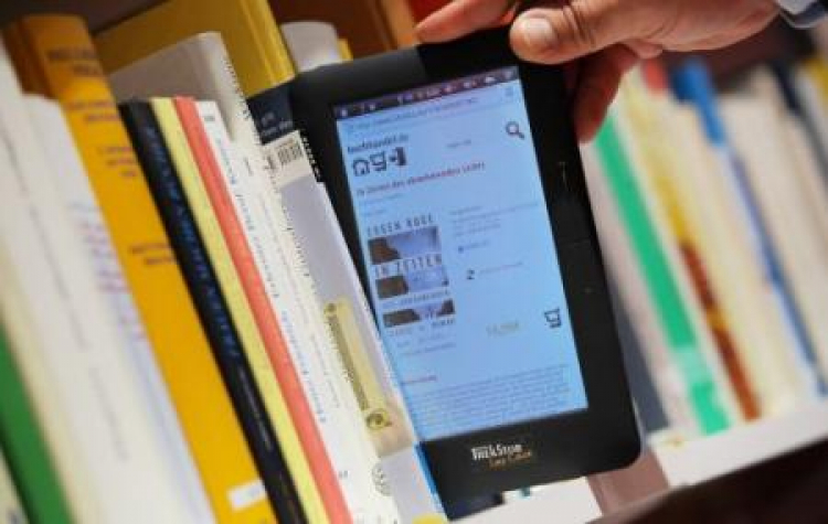 E-booki stanowią obecnie 3 proc. całego rynku książki w Polsce. Fot. PAP/EPA