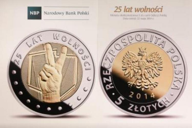 Moneta z serii "Odkryj Polskę - 25 lat wolności". Fot. PAP/P. Supernak