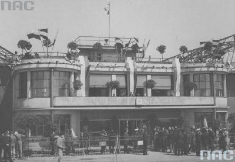 Port lotniczy Okęcie - otwarcie linii lotniczej Warszawa-Budapeszt. 1938.07.05. Fot. NAC 