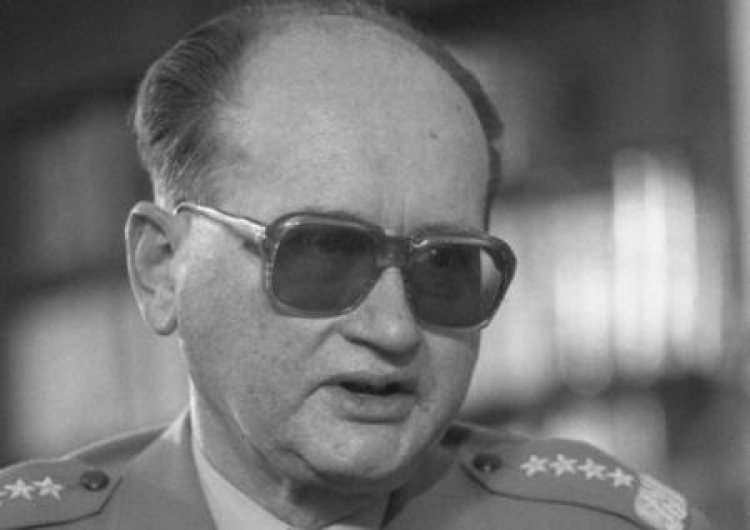 Gen. Wojciech Jaruzelski. Fot. PAP/W. Kryński