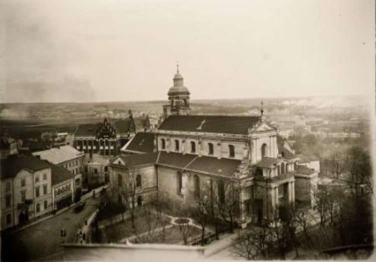 Lublin - panorama Starego Miasta z pocz. XX w. Fot. PAP/Reprodukcja/W. Pacewicz