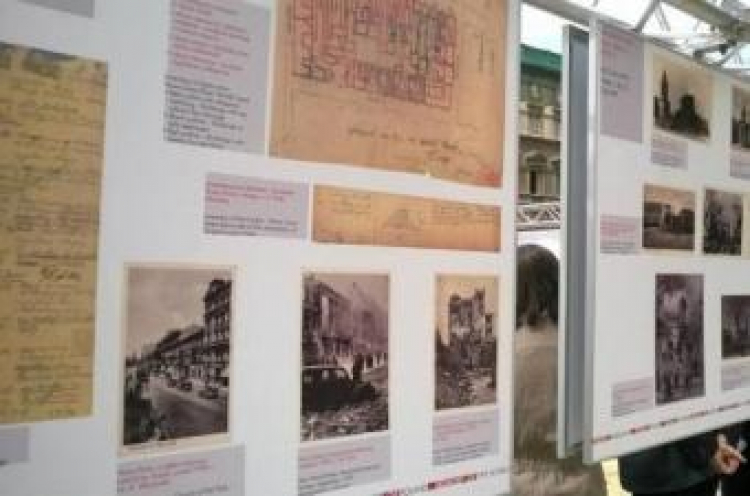 Wystawa "Pamięć Świata. Pamięć Polski. Pamięć Warszawy". Fot. Archiwa Państwowe Wystawa "Pamięć Świata. Pamięć Polski. Pamięć Warszawy". Fot. Archiwa Państwowe