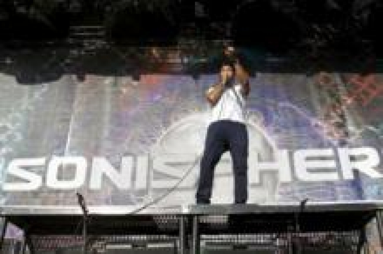 Chino Moreno na Sonisphere Festival w 2010 r. Fot. PAP/EPA