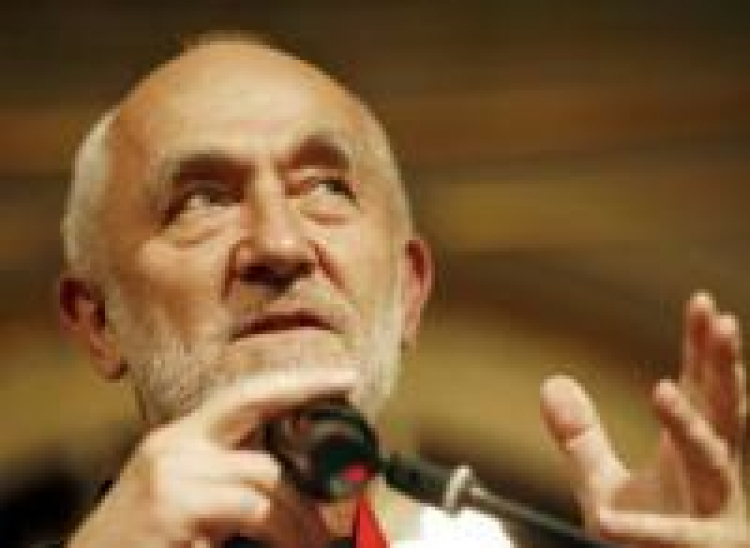 Peter Zumthor odbiera w 2009 r. nagrodę Jaya Pritzkera. Fot. PAP/EPA Peter Zumthor odbiera w 2009 r. nagrodę Jaya Pritzkera. Fot. PAP/EPA