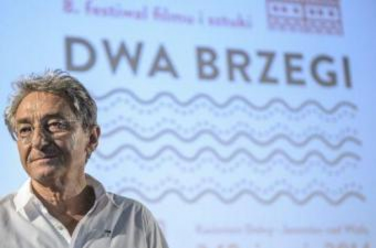 Scenograf Allan Starski na spotkaniu z widzami podczas 8. Festiwalu Filmu i Sztuki „Dwa Brzegi”. Fot.  PAP/W. Pacewicz