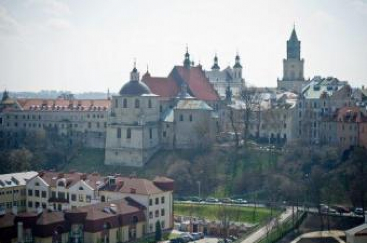 Widok na Lublin z tarasu na baszcie Zamku w Lublinie. Fot. PAP/W. Pacewicz