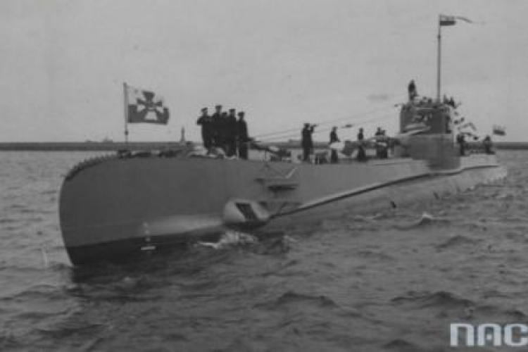 Powitanie okrętu podwodnego ORP "Orzeł" w porcie w Gdyni. 1939.02.10. Fot. NAC 
