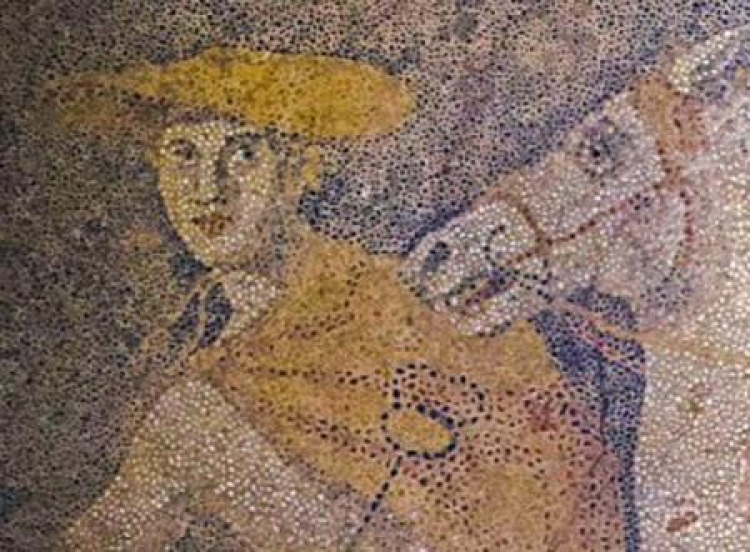 Fragment odkrytej w grobowcu w Amfipolis mozaiki z Hermesem. Fot. PAP/EPA