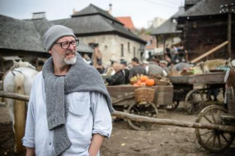 Reżyser Wojciech Smarzowski na planie filmu „Wołyń”. Fot. PAP/W. Pacewicz