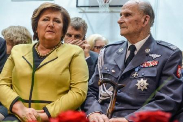 Żona prezydenta Anna Komorowska i gen. Zbigniew Ścibor-Rylski. Fot. PAP/J. Kamiński