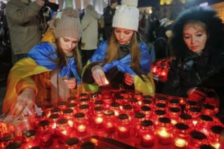 Pierwsza rocznica Euromajdanu. Majdan Niepodległości w Kijowie. 2014.11.21. Fot. PAP/EPA