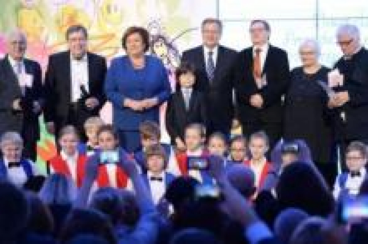 Gala wręczenia Nagród Pary Prezydenckiej za wybitne osiągnięcia w twórczości dla dzieci i młodzieży. Fot. PAP/J. Turczyk