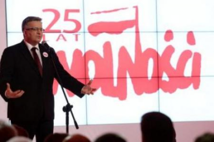 Prezydent Bronisław Komorowski podczas spotkania podsumowującego obchody 25-lecia wolności. Fot. PAP/J. Turczyk