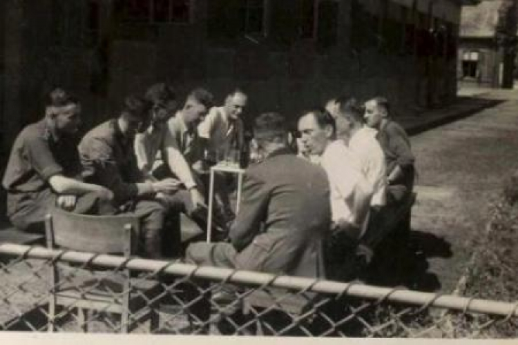 Członkowie załogi Auschwitz. 1944 r. Fot/PAP/EPA Źródło Muzeum Holocaustu w Waszyngtonie