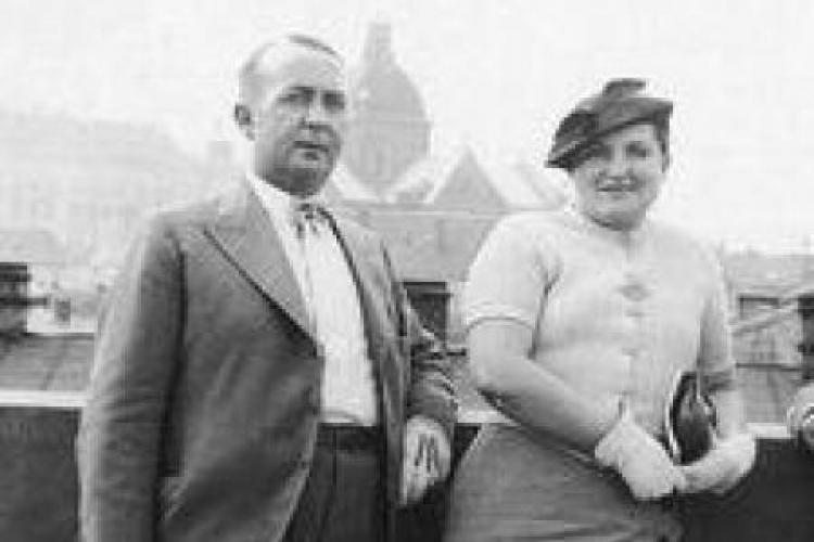 Wydawca i redaktor "Gazety Olsztyńskiej" Seweryn Pieniężny z żoną Wandą. Kraków, 1935 r. Fot. NAC