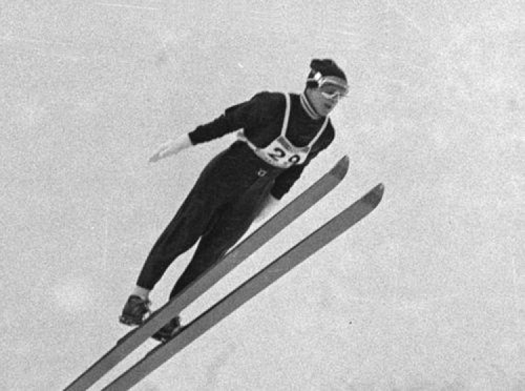 Wojciech Fortuna na igrzyskach w Sapporo. 1972. Fot. PAP/CAF/Archiwum