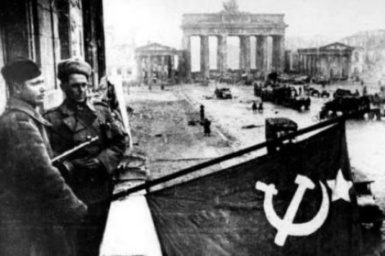 Berlin - maj 1945 r. Źródło: Bundesarchiv