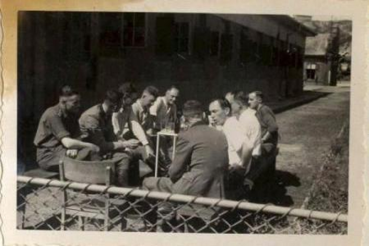 Członkowie załogi Auschwitz. 1944 r. Fot. PAP/EPA. Źródło: Muzeum Holocaustu w Waszyngtonie