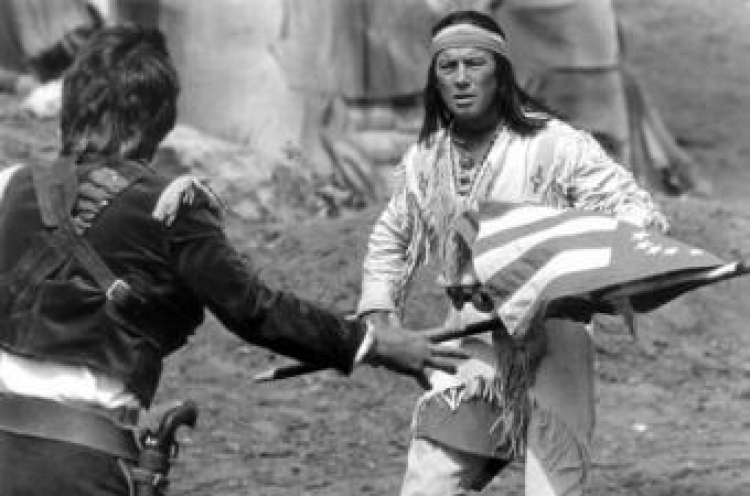 Pierre Brice jako Winnetou Fot.PAP-KEYSTONE Pierre Brice jako Winnetou Fot.PAP-KEYSTONE