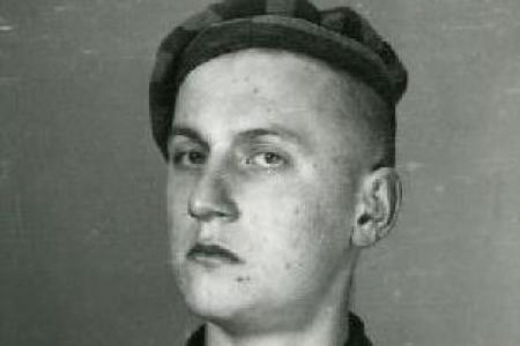 Tadeusz Sobolewicz - zdjęcie obozowe. Źródło: Muzeum Auschwitz