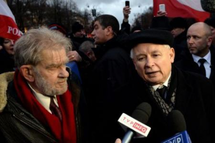 Prezes PiS Jarosław Kaczyński i Andrzej Gwiazda podczas V Marszu Wolności i Solidarności. Fot. PAP/J. Turczyk