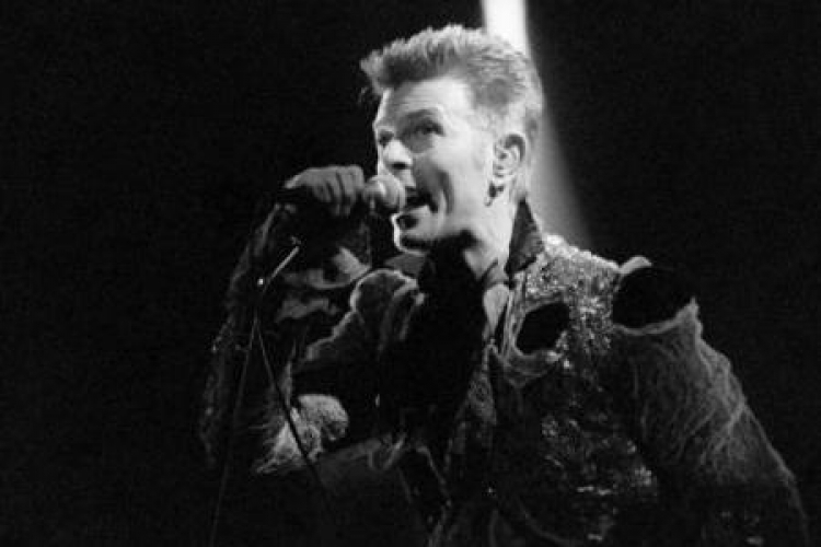 David Bowie. 1996 r. Fot. PAP/EPA