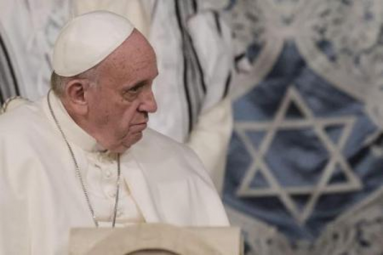 Papież Franciszek odwiedził synagogę w Rzymie. Fot. PAP/EPA