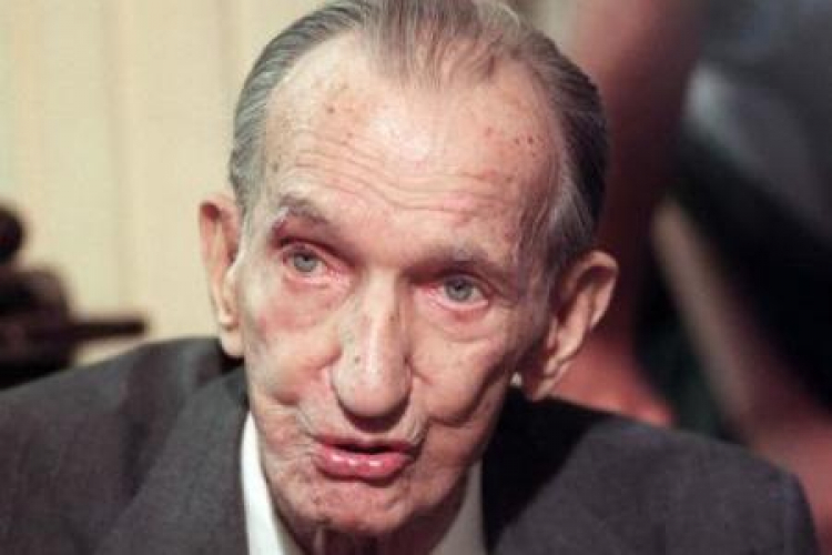 Jan Karski. Fot. PAP/T. Gzell