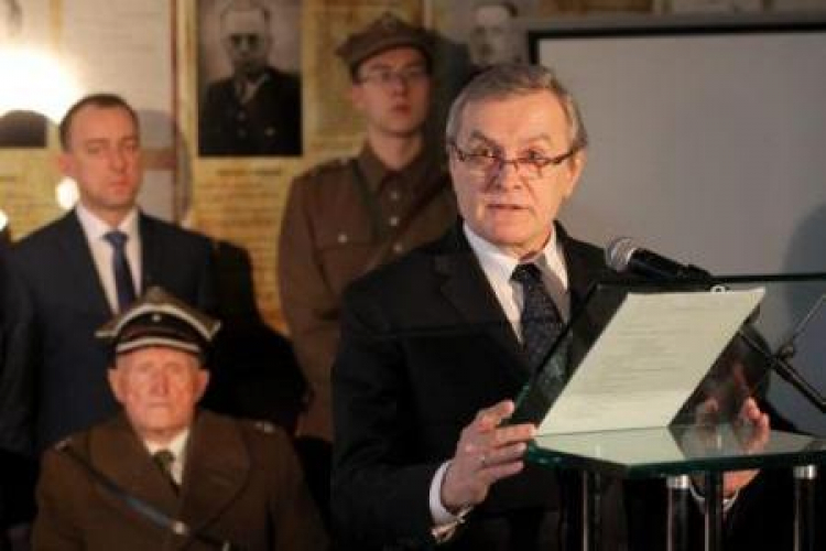 Minister kultury Piotr Gliński po podpisaniu umowy ws. Muzeum Żołnierzy Wyklętych w Ostrołęce. Fot. PAP/T. Waszczuk