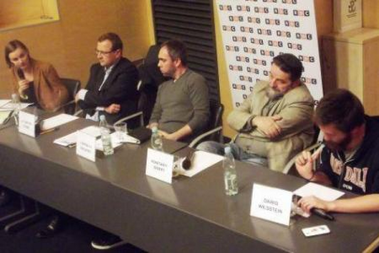 „Polskie obozy koncentracyjne” – histeria czy problem? Debata z cyklu Warszawa Dwóch Powstań. Fot. M. Szukała „Polskie obozy koncentracyjne” – histeria czy problem? Debata z cyklu Warszawa Dwóch Powstań. Fot. M. Szukała