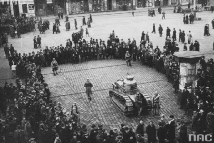 Plebiscyt na Śląsku - posterunek francuski w Katowicach. Marzec, 1921 r. Fot. NAC