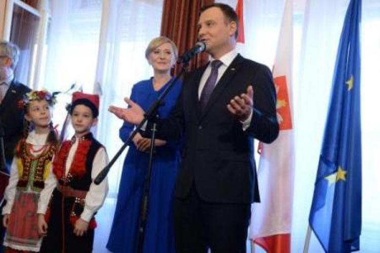 Prezydent Andrzej Duda z żoną Agatą Kornhauser-Dudą podczas spotkania z węgierską Polonią. Fot. PAP/J. Turczyk