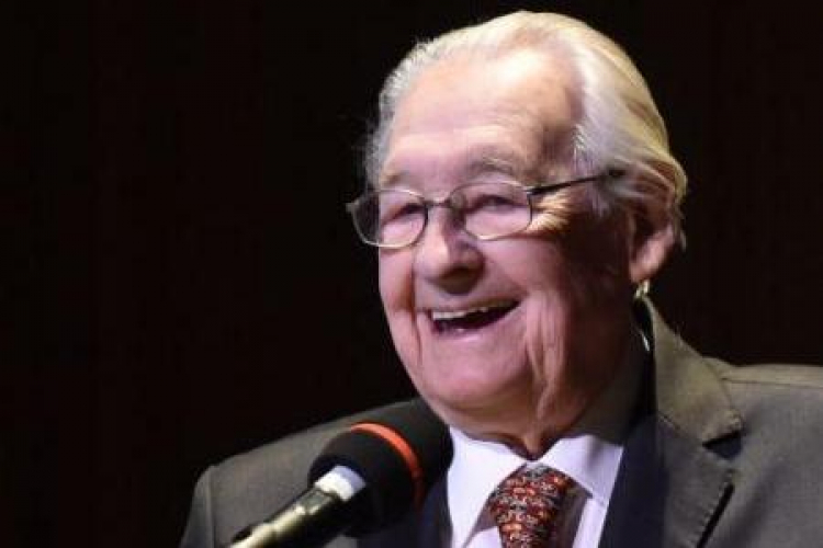 Andrzej Wajda podczas koncertu „WAJDA 90 – koncert muzyki filmowej na 90. urodziny Mistrza”. Fot. PAP/J. Bednarczyk Andrzej Wajda podczas koncertu „WAJDA 90 – koncert muzyki filmowej na 90. urodziny Mistrza”. Fot. PAP/J. Bednarczyk