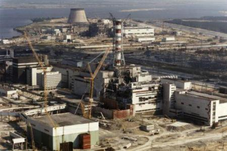 Elektrownia atomowa w Czarnobylu na zdjęciu z 1 października 1986 r. Fot. PAP/EPA