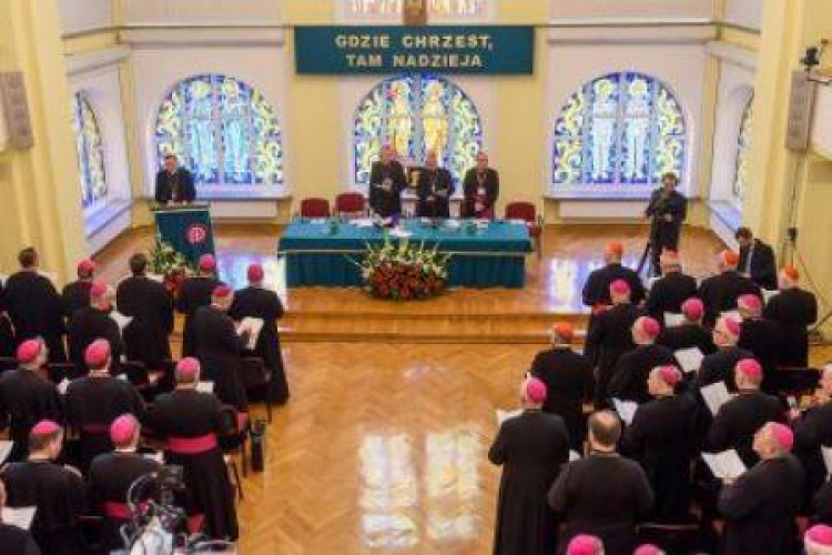 Zebranie plenarne Konferencji Episkopatu Polski w Gnieźnie. Fot. PAP/J. Kaczmarczyk