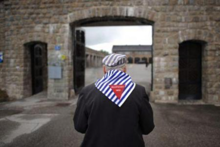 Były więzień niemieckiego obozu koncentracyjnego Mauthausen. 2011 r. Fot. PAP/J. Turczyk