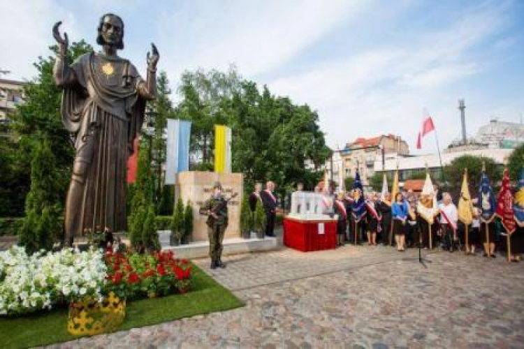 Uroczystość poświęcenia figury Chrystusa w Poznaniu. Fot. PAP/P. Jaskółka 