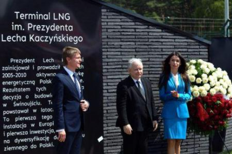 Uroczystości nadania terminalowi LNG w Świnoujściu imienia prezydenta Lecha Kaczyńskiego. Fot. PAP/M. Bielecki