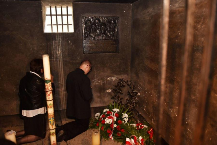 Cela śmierci o. Maksymiliana Kolbego w b. niemieckim obozie Auschwitz. Fot. PAP/J. Bednarczyk